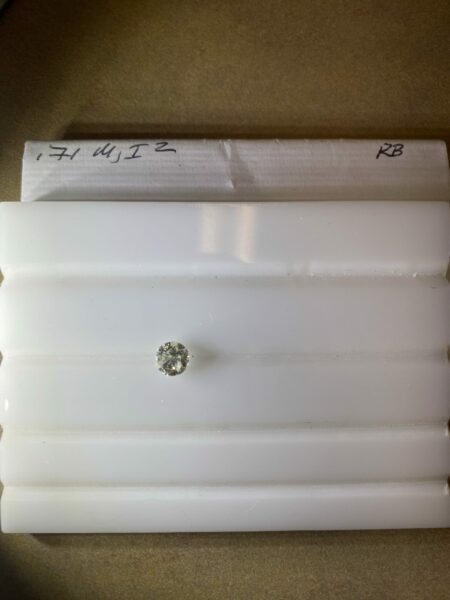 GIA Certified 0.71 M I2 Round Brilliant Diamond - Image 3