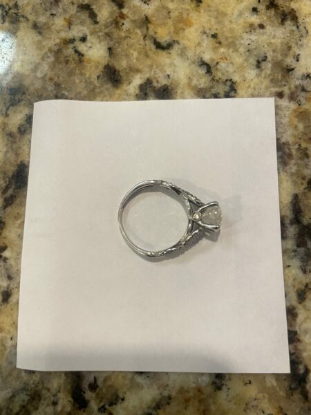 2.53 CT H I1 Round Brilliant Diamond Ring - Image 6