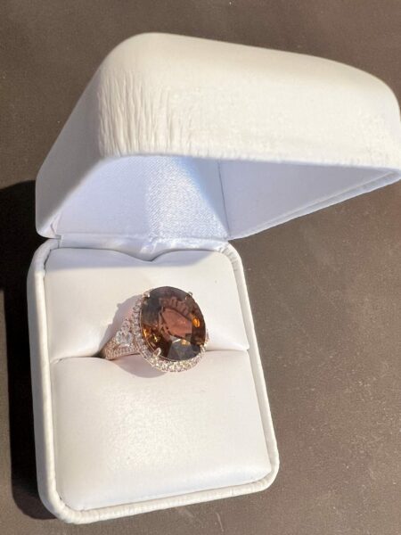 0.79 CT G-H SI1-SI2 Round Brilliant Natural Diamond and 10.95 CT Tourmaline Ring - Image 4