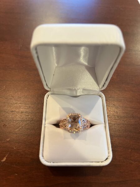 Morganite, Gold & Diamond Ring - Image 2