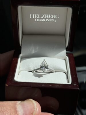 IGI Certified 0.70 CT G VS2 Lab Grown Pear Cut Diamond Ring