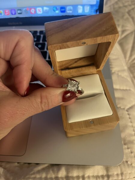 Brilliant Earth Lab-Grown Princess Engagement and Wedding Ring Set 2.64 F,vs1 Centerstone - Image 2