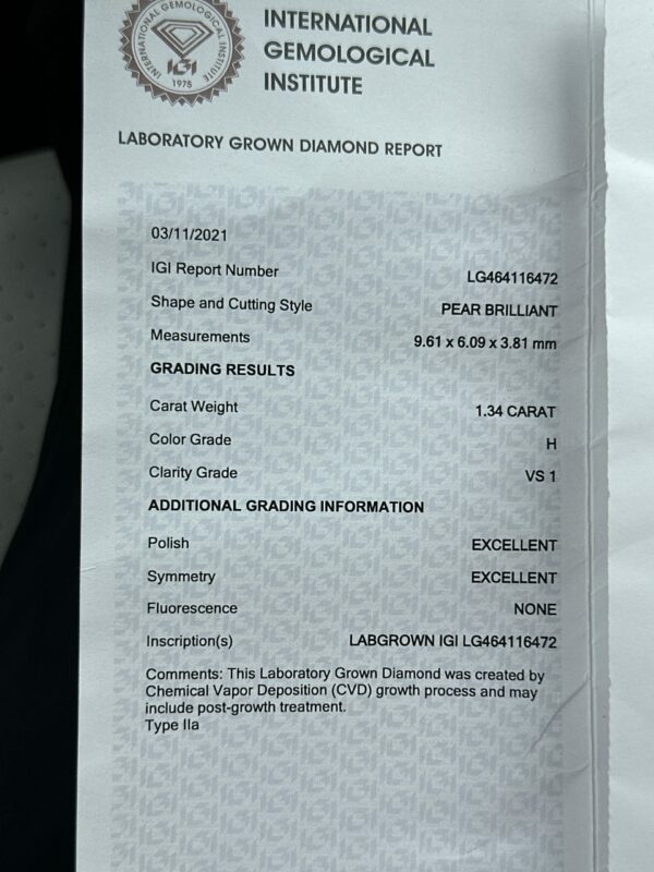 IGI Certified 0.70 CT G VS2 Lab Grown Pear Cut Diamond Ring - Image 4