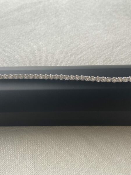 13 CT D-F VS Jean Dousset Chelsea Lab Grown Round Diamond Tennis Bracelet - Image 2