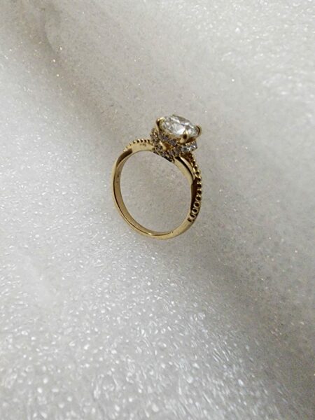 IGI Certified 1.07 CT G VVS2 Lab Grown Round Brilliant Diamond Ring - Image 3
