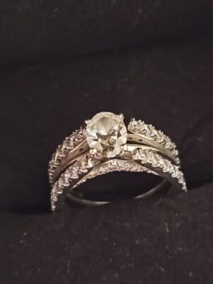 Zales lab-grown oval diamond solitaire engagement ring and wedding band