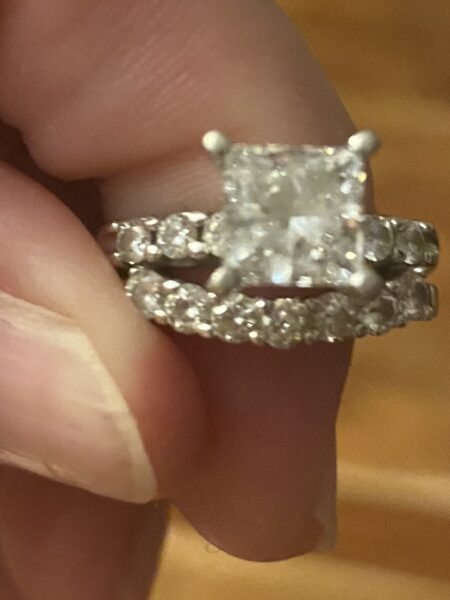 Lab-grown platinum, princess cut wedding band set - Image 6
