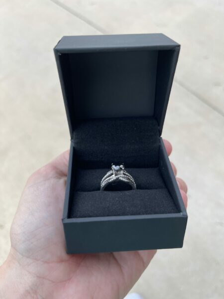 2 CT Round Black Diamond Ring - Image 4