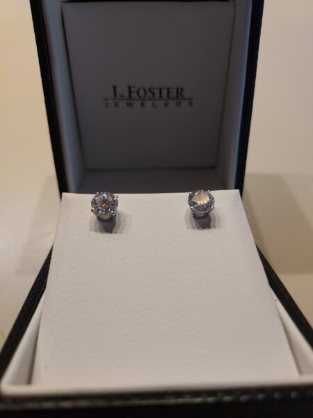 14 K White Gold 1.5 CT Total Weight F VS2 Lab Grown Diamond Stud Earrings, Princess Cut in 4 Prong Setting - Image 3