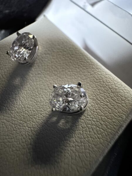 IGI Certified 1.0 CT Total Weight F-G VS2-SI1 Lab Grown Oval Brilliant Diamond 14k White Gold Earrings - Image 7
