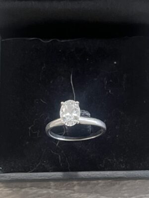 IGI Certified 1.11 CT D VVS2 Lab Grown Oval Brilliant Diamond Solitaire Engagement Ring