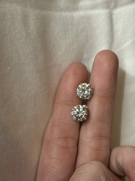 4.57 CTW I VVS2 White Gold Diamond Stud Earrings - Image 12