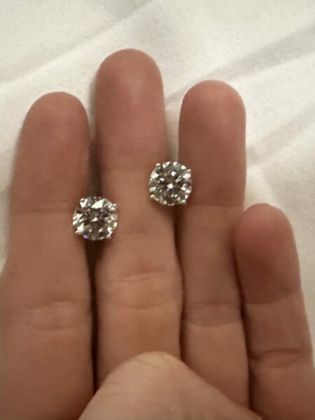 4.57 CTW I VVS2 White Gold Diamond Stud Earrings - Image 10