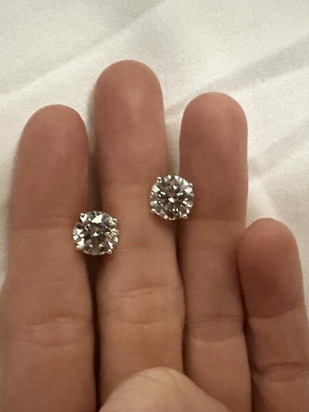 4.57 CTW I VVS2 White Gold Diamond Stud Earrings - Image 9