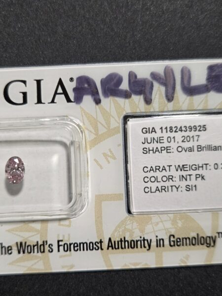 .35ct Fancy Intense Pink SI1 Oval Brilliant Diamond - Image 3