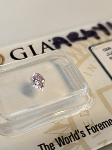 .35ct Fancy Intense Pink SI1 Oval Brilliant Diamond - Image 4