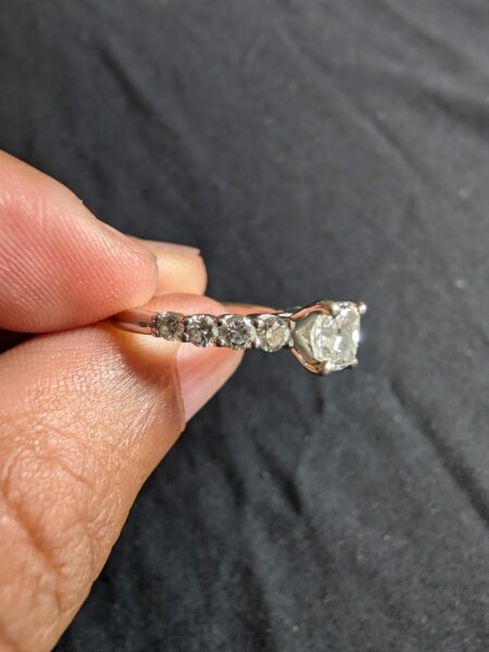 0.73 CT F VVS2 Lab Grown Square Cushion Cut Brilliant Diamond Ring - Image 5