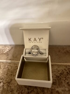 IGI Certified 3.01 CT F VS2 Lab Grown Oval Brilliant Neil Lane Engagement Ring