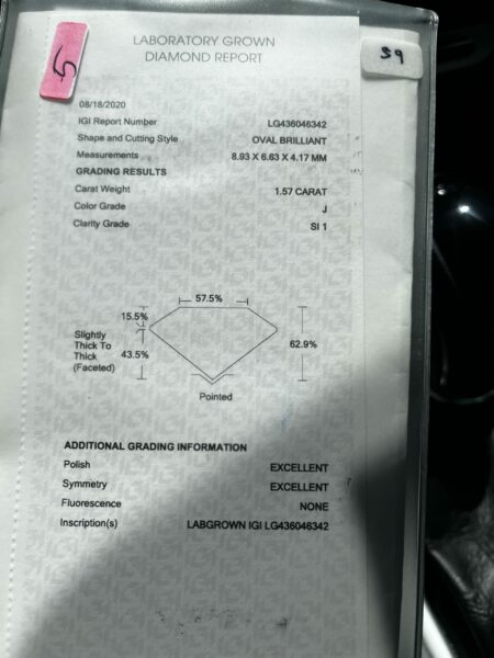 IGI Certified 1.57 CT J SI 1 Lab Grown Oval Brilliant Diamond Ring - Image 4