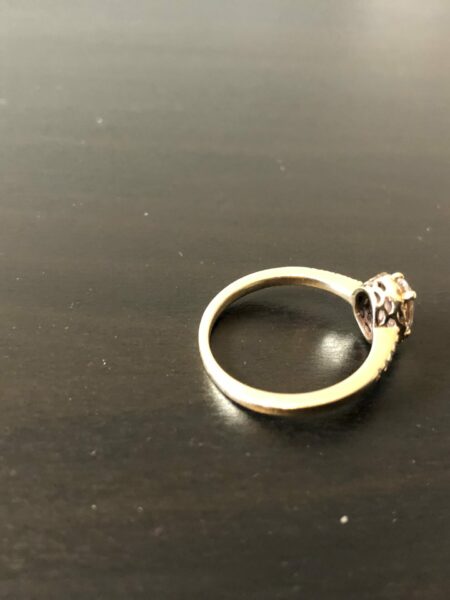 IGI Certified 0.79 CT D VVS 2 Lab Grown Diamond Ring - Image 7