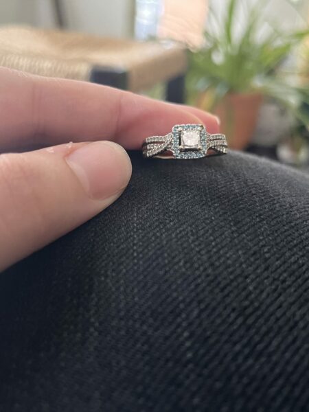 0.50 CT HI I1 Princess Cut Diamond Ring - Image 4
