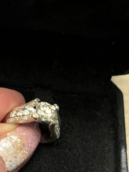 1.29 CT H SI2 Round Brilliant Cut Diamond Ring - Image 5