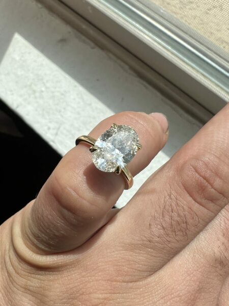 GIA Certified 2.80 CT H VS2 Lab Grown Oval Brilliant Diamond Ring - Image 5