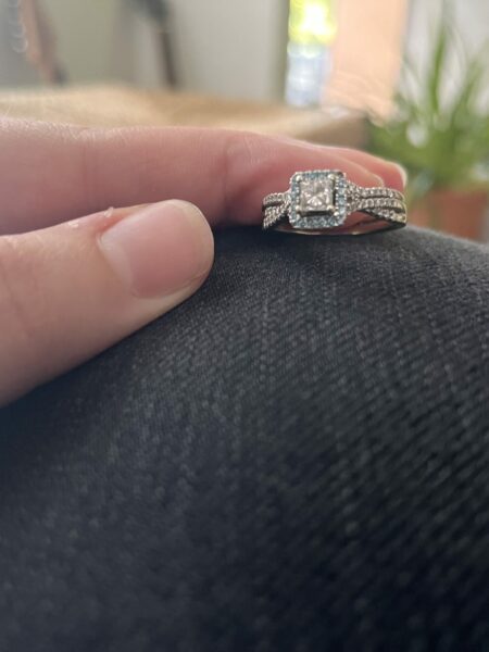 0.50 CT HI I1 Princess Cut Diamond Ring - Image 3
