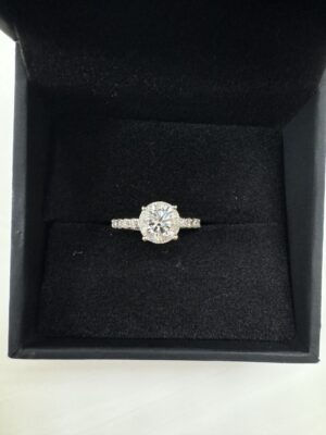 IGI Certified 1.57 CTW E VS1 Lab Grown Round Brilliant Diamond Ring