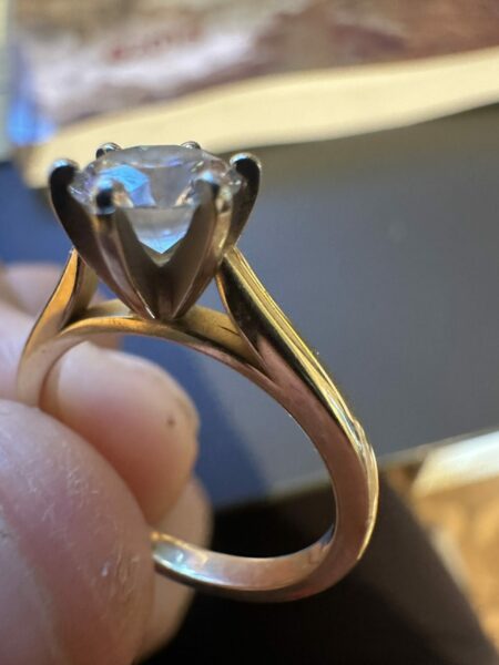 IGI Certified 1.03 CT G VS2 Lab Grown Round Brilliant Cut Diamond Ring - Image 5