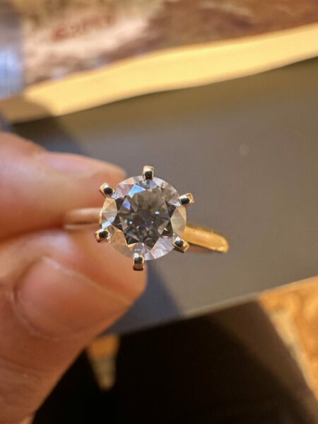 IGI Certified 1.03 CT G VS2 Lab Grown Round Brilliant Cut Diamond Ring - Image 4