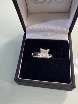 GIE Certified 1.22 CT E SI 1 Princess Cut Diamond 14 KT Gold Ring
