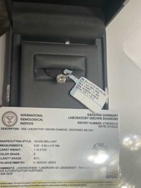 IGI Certified 1.10 CT E SI 1 Lab Grown Round Brilliant Diamond Ring - Image 2