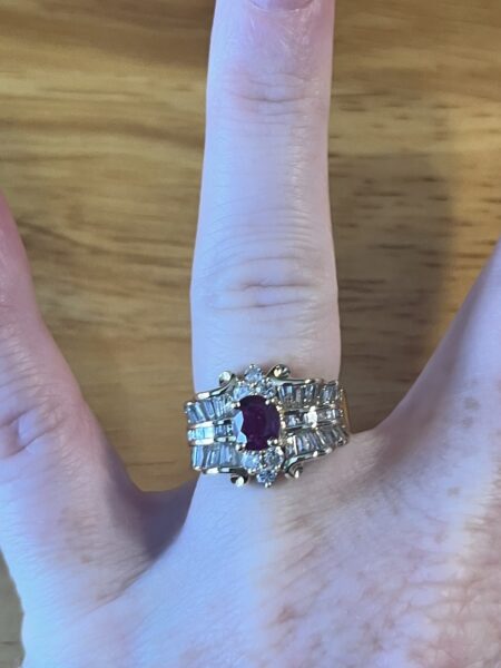 1.63 CT H VS2 Diamond and Ruby Ring - Image 3