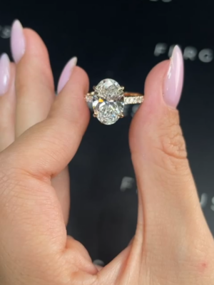 IGI Certified 3.04 CT E VVS2 Lab Grown Oval Brilliant Diamond Ring