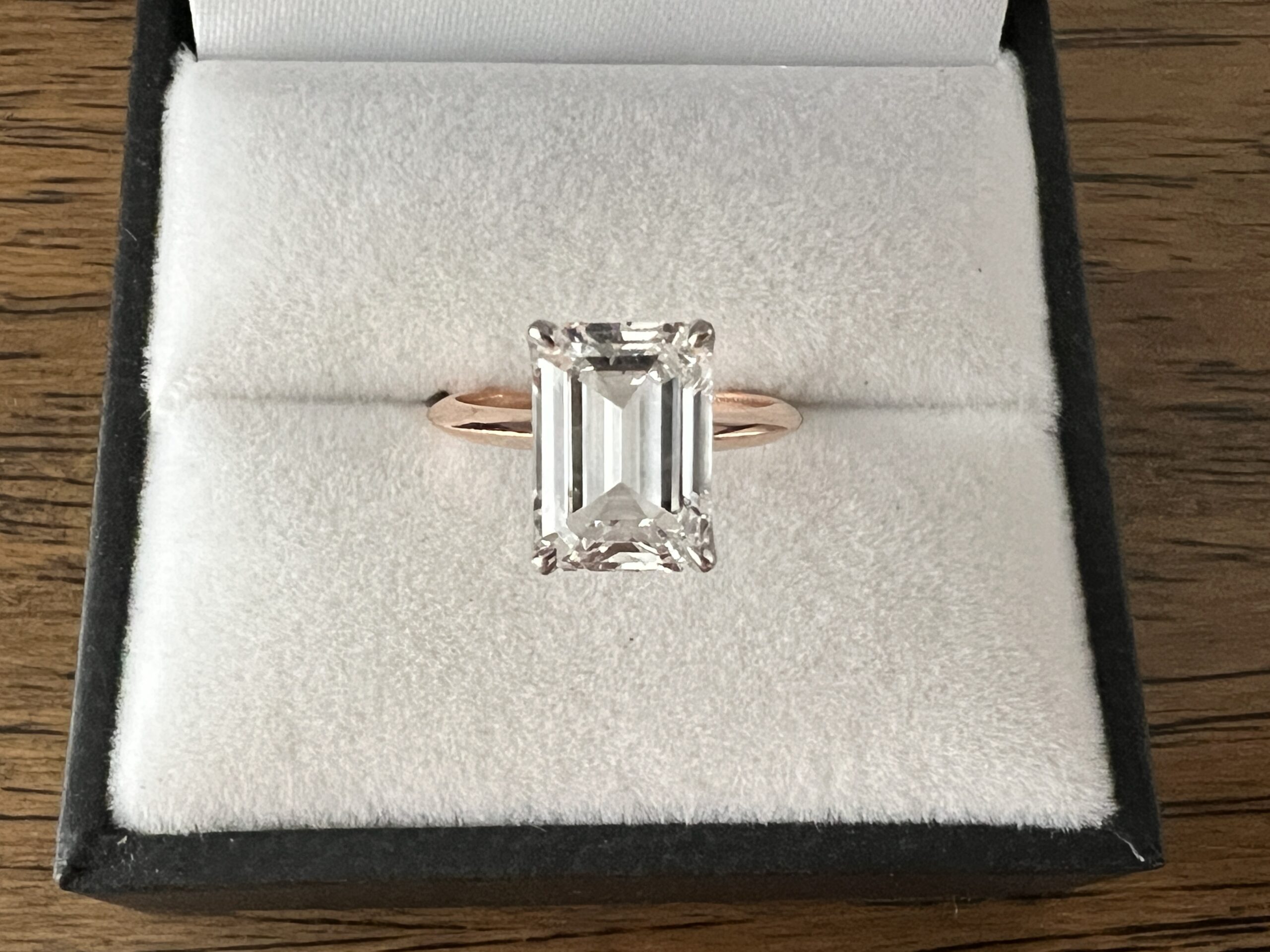 IGI Certified 3.03 CT E VS1 Lab Grown Emerald Cut Diamond 14 KT Rose Gold Ring