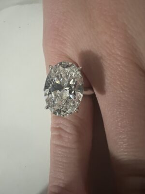 IGI Certified 7.44 CT G VS 1 Lab Grown Oval Brilliant Diamond Ring