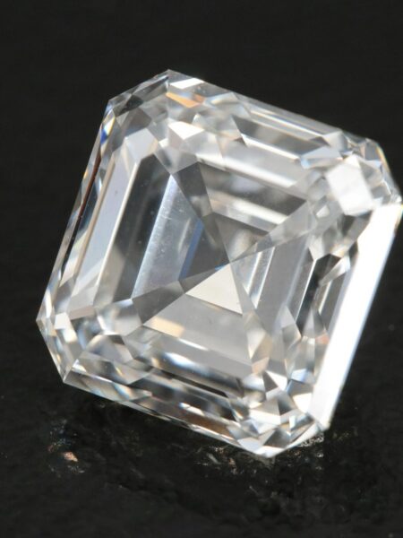 IGI Certified 4.02 CT E VVS2 Lab Grown Square Emerald Cut Diamond - Image 3