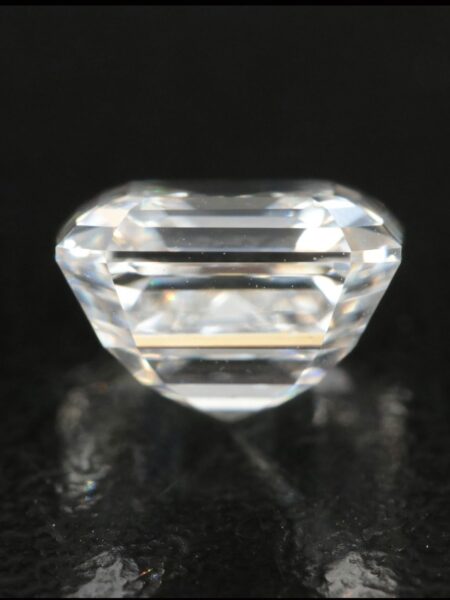 IGI Certified 4.02 CT E VVS2 Lab Grown Square Emerald Cut Diamond - Image 7