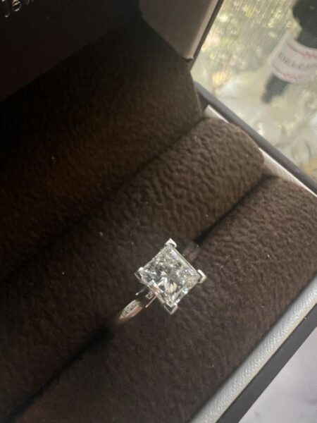 IGI Certified 1.01 CT J VS1 Lab Grown Princess Cut Diamond Ring - Image 5