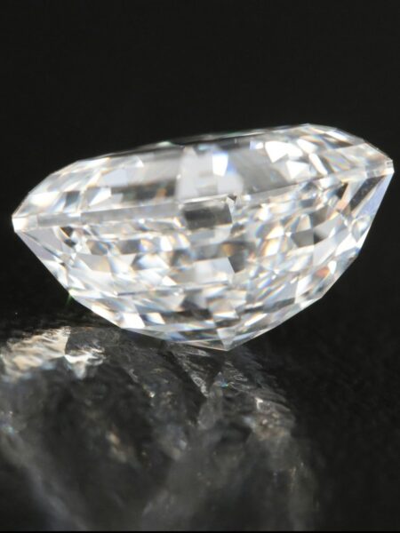 IGI Certified 4.02 CT E VVS2 Lab Grown Square Emerald Cut Diamond - Image 6