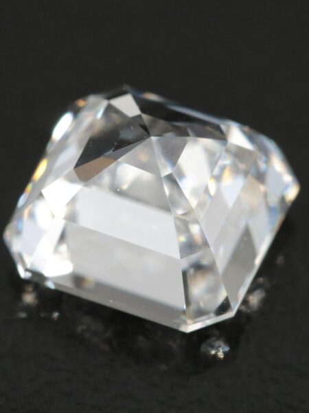 IGI Certified 4.02 CT E VVS2 Lab Grown Square Emerald Cut Diamond - Image 5