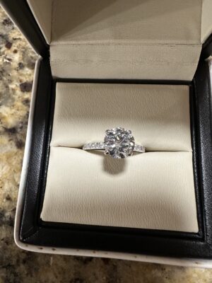 IGI Certified 2.07 CT E VVS2 Lab Grown Round Brilliant Diamond Ring