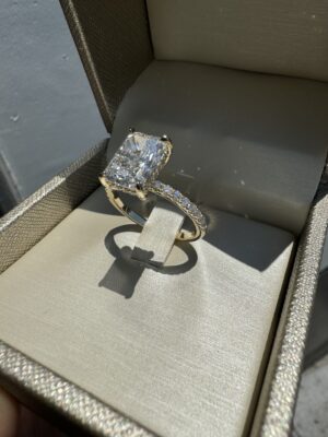 IGI Certified 3.02 CT E VVS2 Lab Grown Cut Cornered Rectangular Modified Brilliant Diamond Ring