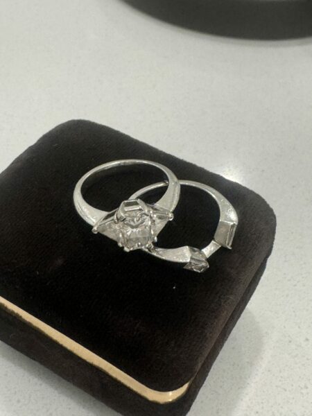 1.51 CT F SI-1 Radiant Cut Diamond Ring and Matching Band - Image 2