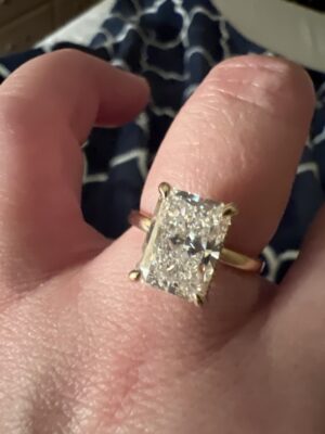 IGI Certified 3.05 CT F VVS2 Lab Grown Cut Cornered Rectangular Modified Brilliant Diamond Ring