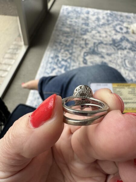 IGI 2 Carat F VS2 Pear Lab-Grown Diamond Ring - Image 7