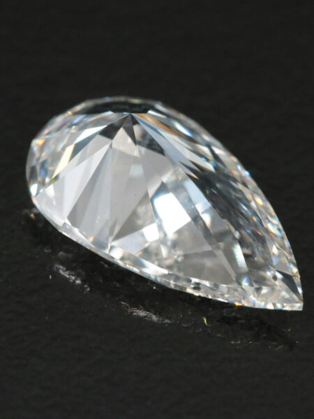 IGI Certified 4.04 CT F VVS2 Lab Grown Pear Brilliant Diamond - Image 8