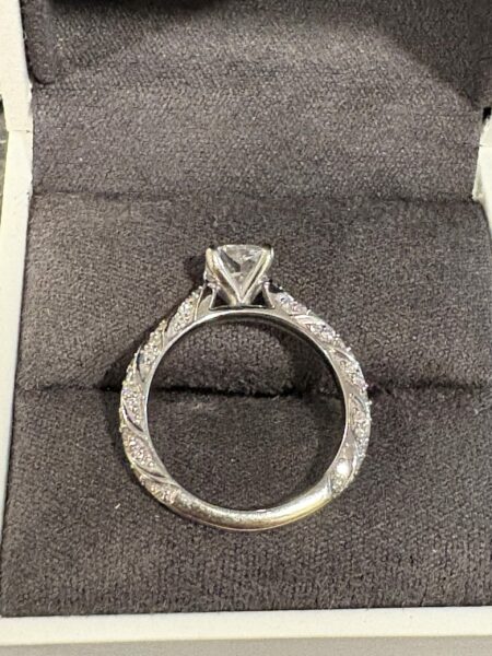 1.03 CT E VVS2 Lab Grown Cushion Cut Diamond Ring and Matching Band - Image 3