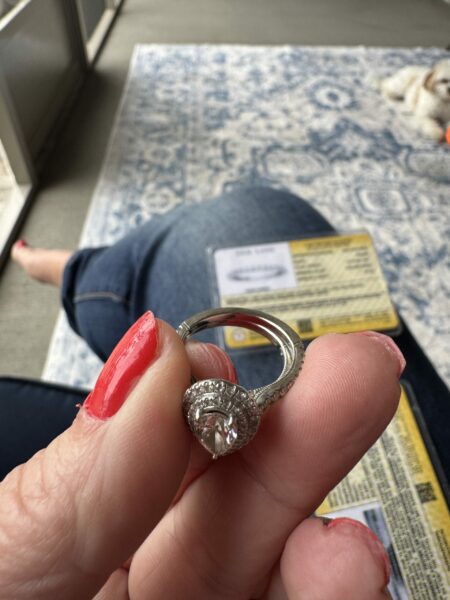 IGI 2 Carat F VS2 Pear Lab-Grown Diamond Ring - Image 5